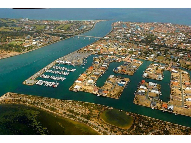 41 Buckingham Drive, Wannanup WA 6210