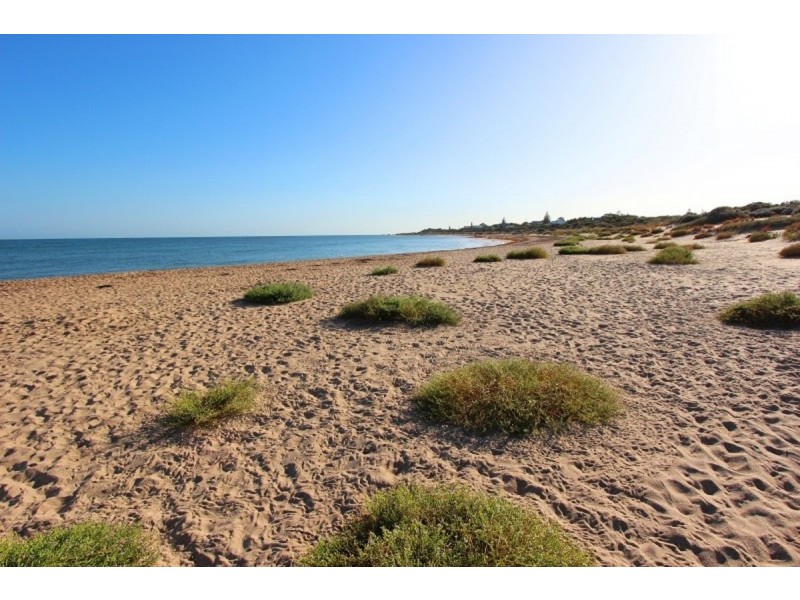 41 Buckingham Drive, Wannanup WA 6210