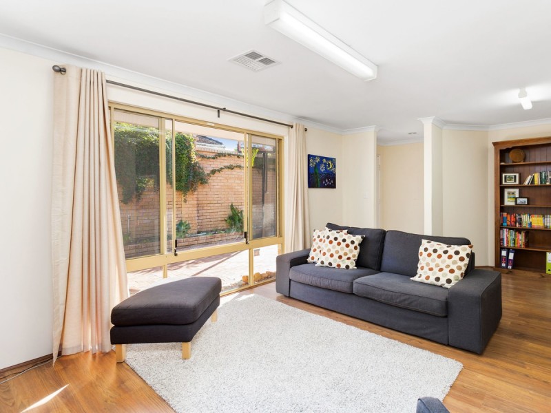 91A Hobbs Avenue, Como WA 6152