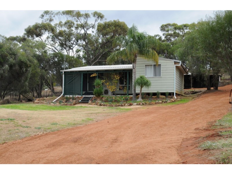 3 Connor Street, Toodyay WA 6566