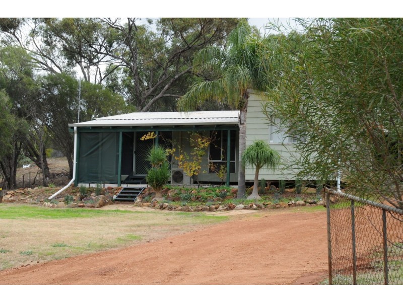 3 Connor Street, Toodyay WA 6566