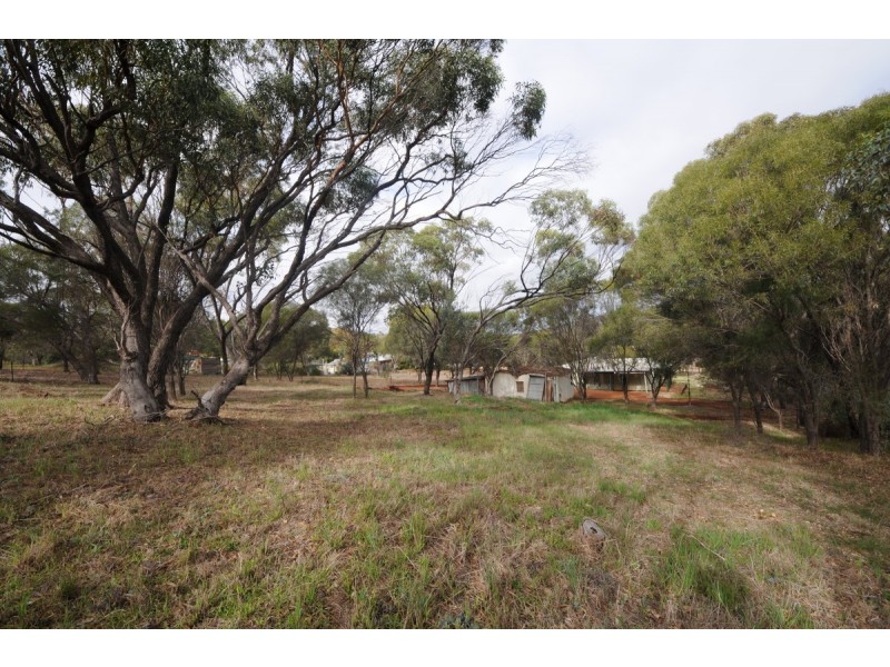 3 Connor Street, Toodyay WA 6566