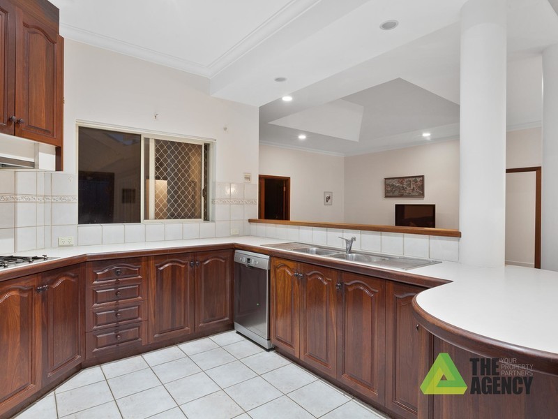 25 Houghton Way, Winthrop WA 6150