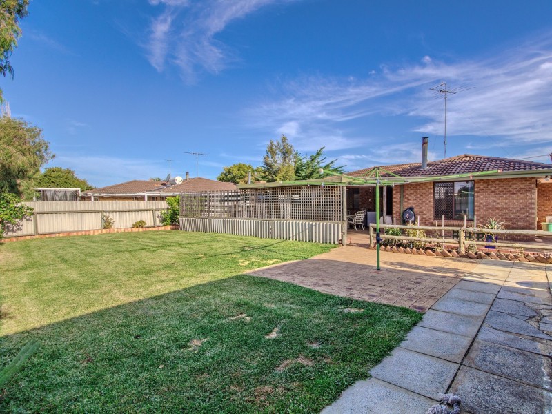 23 Shashta Drive, Greenfields WA 6210