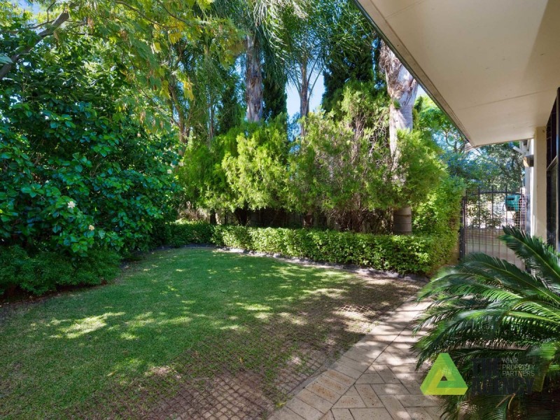 6 Taranto Way, Ellenbrook WA 6069