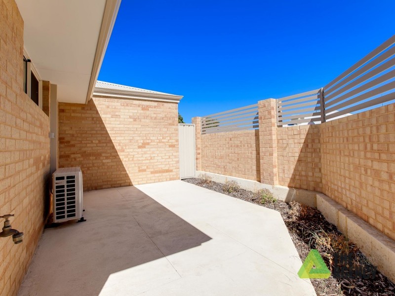 1/22 Kwella Entrance, Greenfields WA 6210