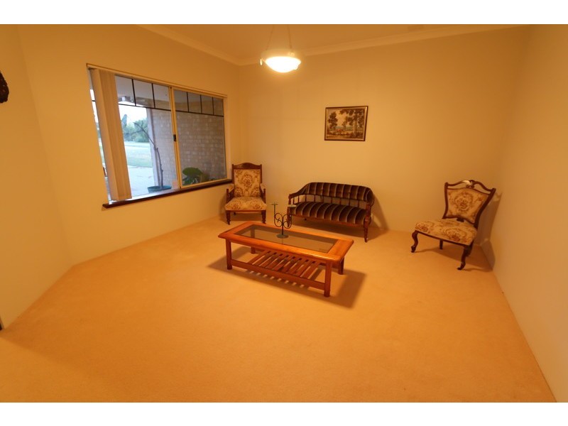 1 Bonito Place, Golden Bay WA 6174