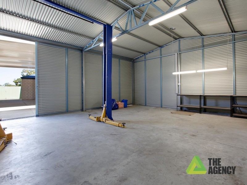 4 Jimjam Crescent, Ravenswood WA 6208
