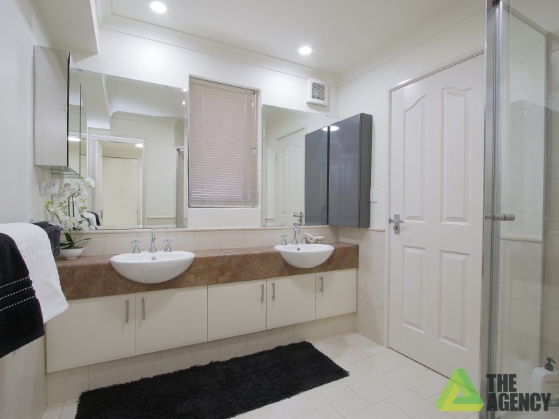 11 St Albans Promenade, Canning Vale WA 6155