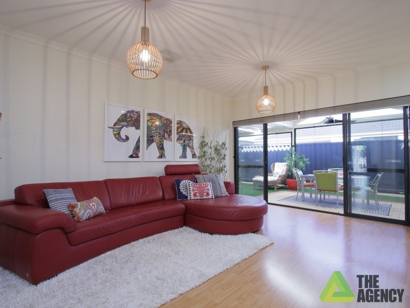 11 St Albans Promenade, Canning Vale WA 6155