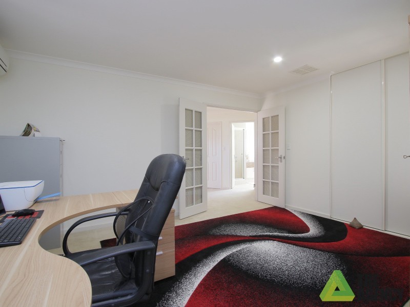 11 St Albans Promenade, Canning Vale WA 6155