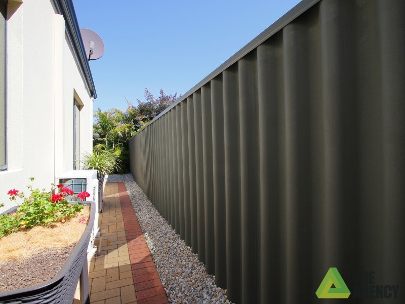 11 St Albans Promenade, Canning Vale WA 6155