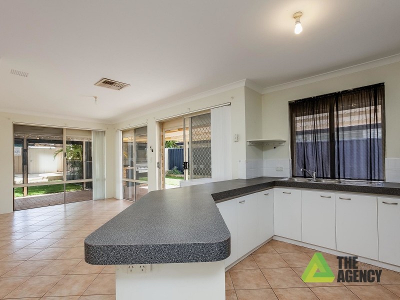 12 Manya Close, Greenfields WA 6210
