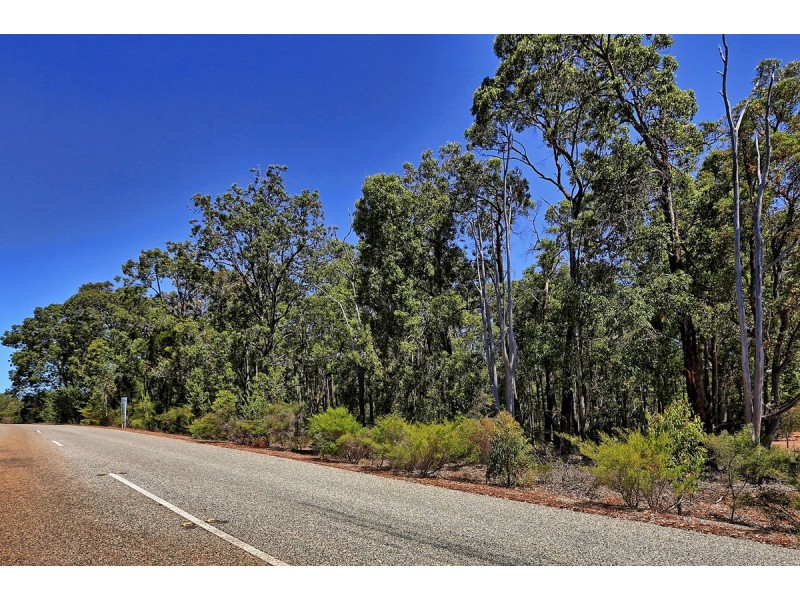 66 Narbethong Road, Bedfordale WA 6112