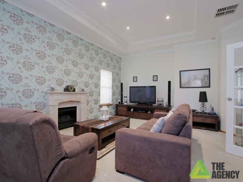 172 Southacre Drive, Canning Vale WA 6155