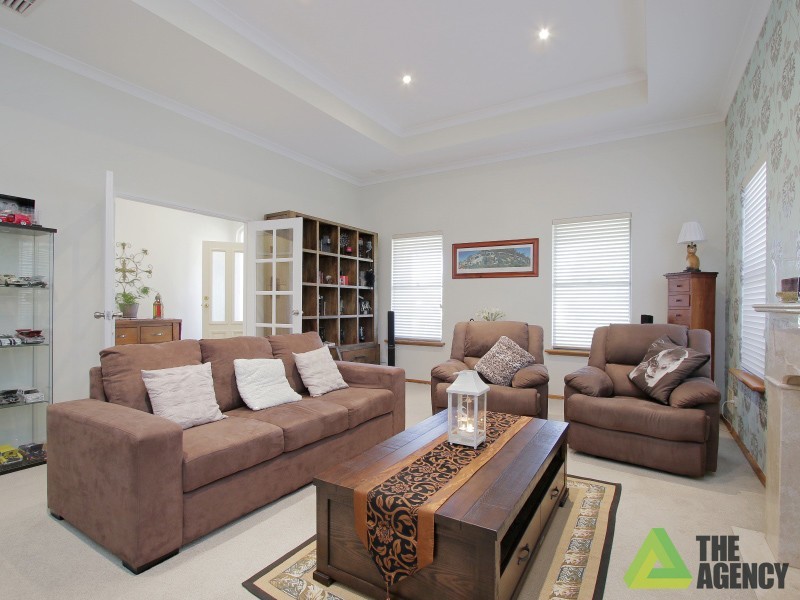 172 Southacre Drive, Canning Vale WA 6155