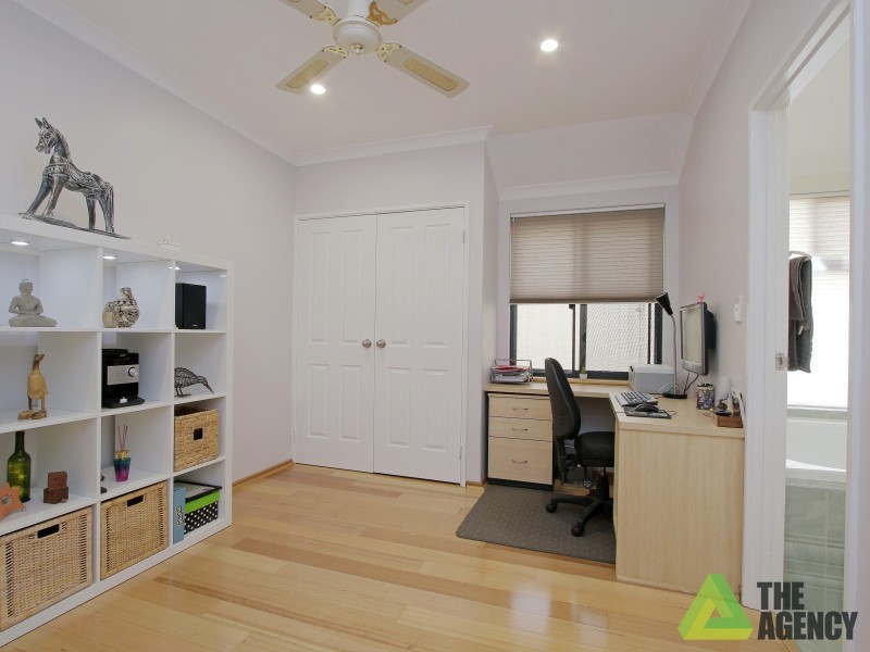 172 Southacre Drive, Canning Vale WA 6155