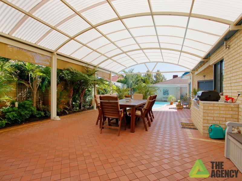 172 Southacre Drive, Canning Vale WA 6155