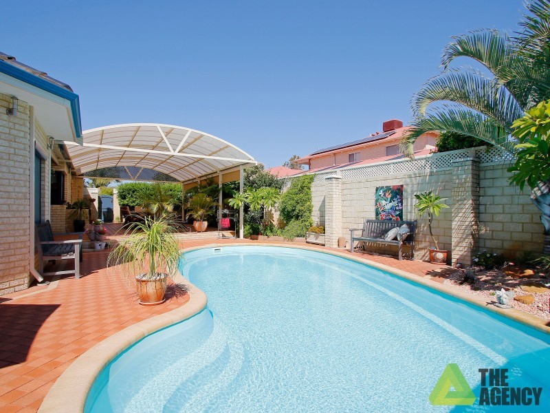 172 Southacre Drive, Canning Vale WA 6155