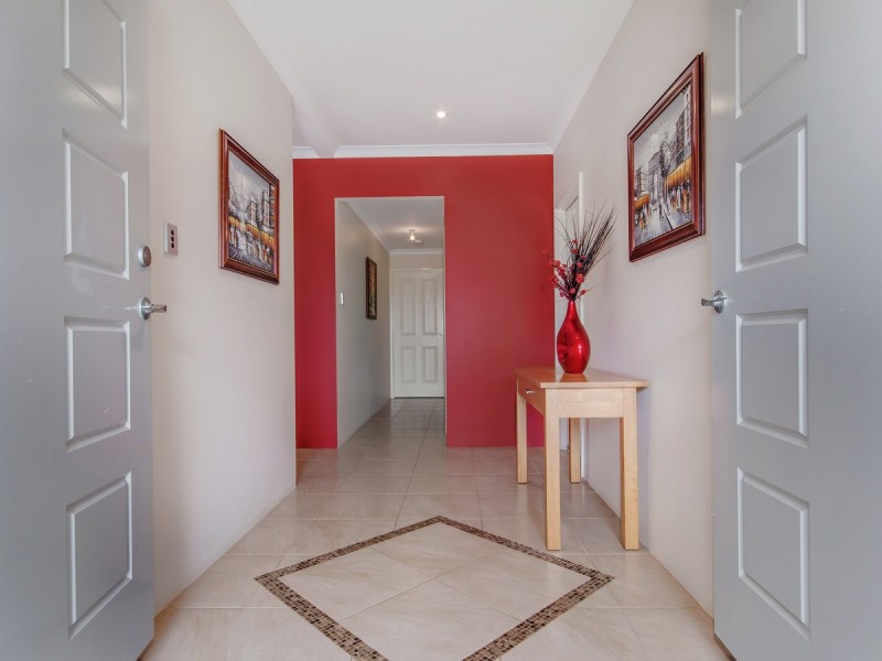 32 Oakwood Gate, Meadow Springs WA 6210