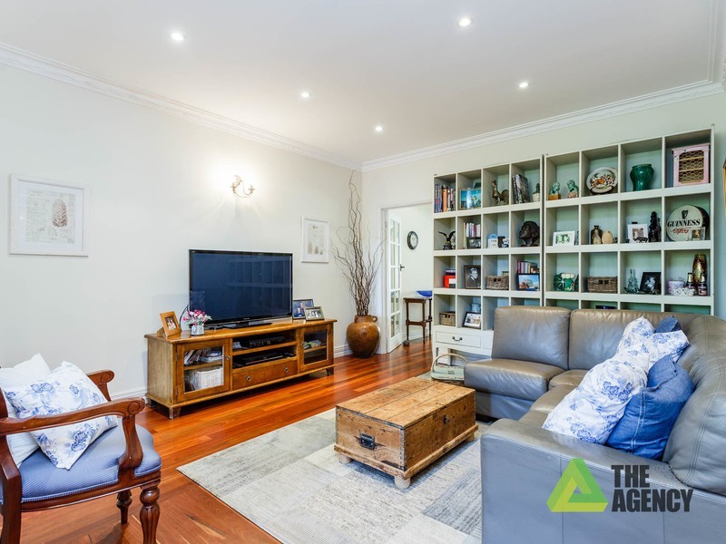 6 Maslin Crescent, Darlington WA 6070