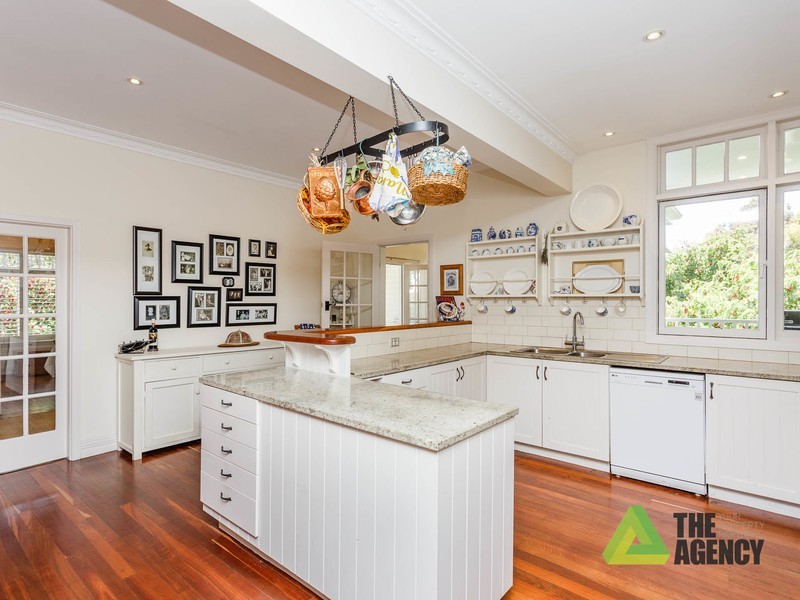 6 Maslin Crescent, Darlington WA 6070