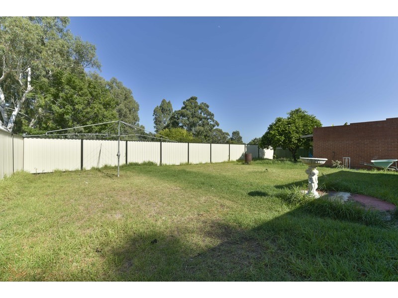 25 McCowan Street, Kenwick WA 6107