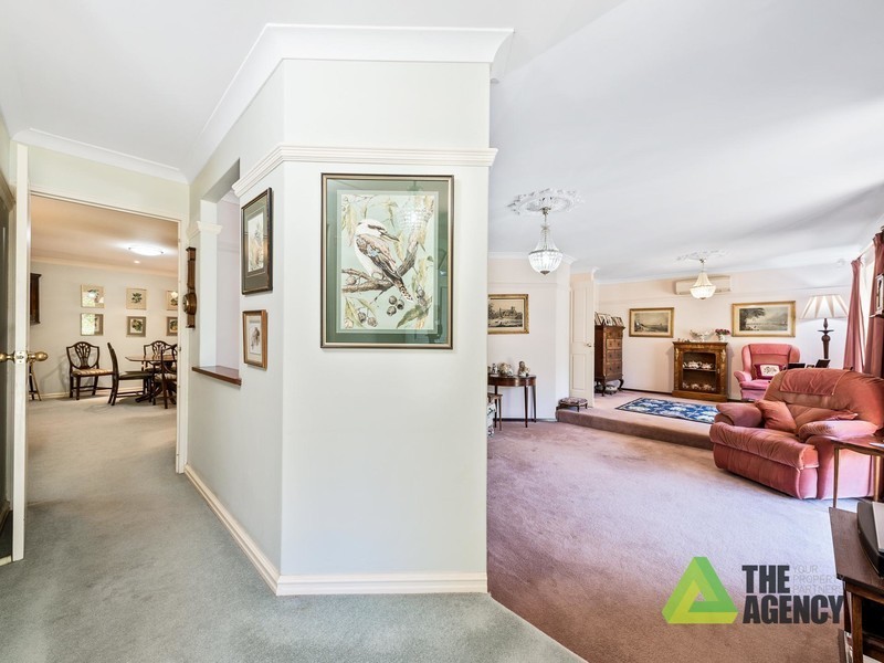 32 Benbullen Road, Kalamunda WA 6076