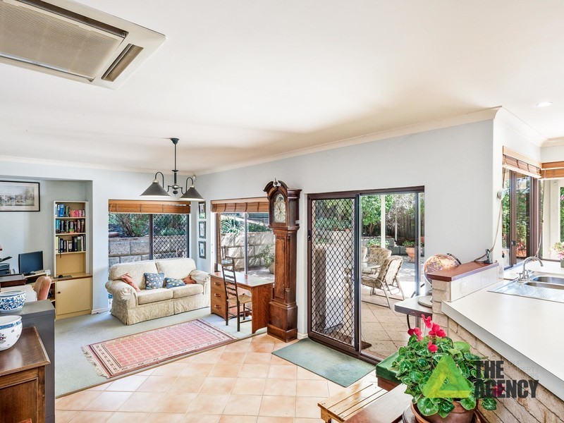 32 Benbullen Road, Kalamunda WA 6076