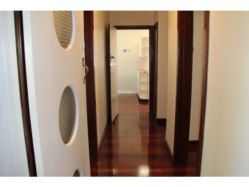 161 Kitchener Road, Alfred Cove WA 6154