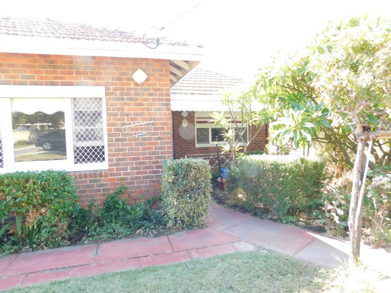 161 Kitchener Road, Alfred Cove WA 6154