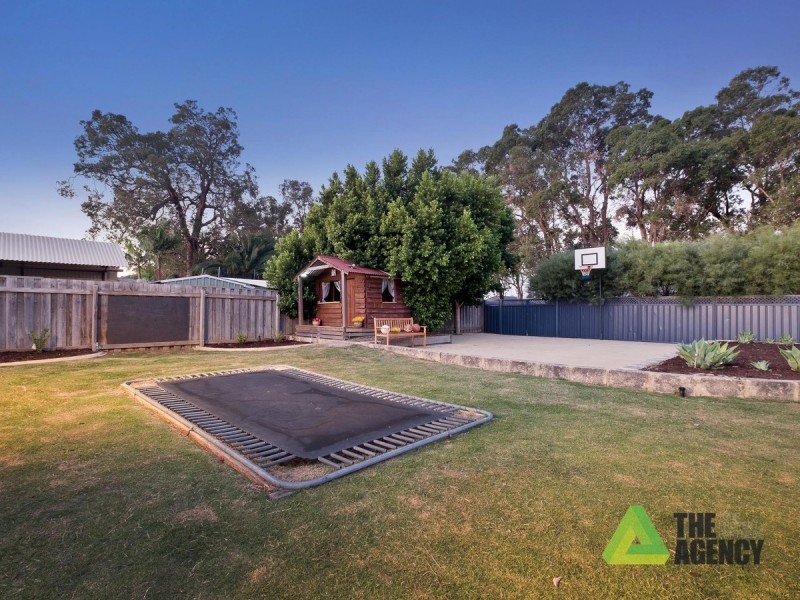 44 Riverdale Road, Helena Valley WA 6056