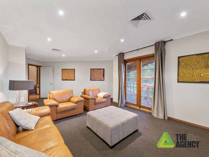 31 Nangana Way, Kalamunda WA 6076