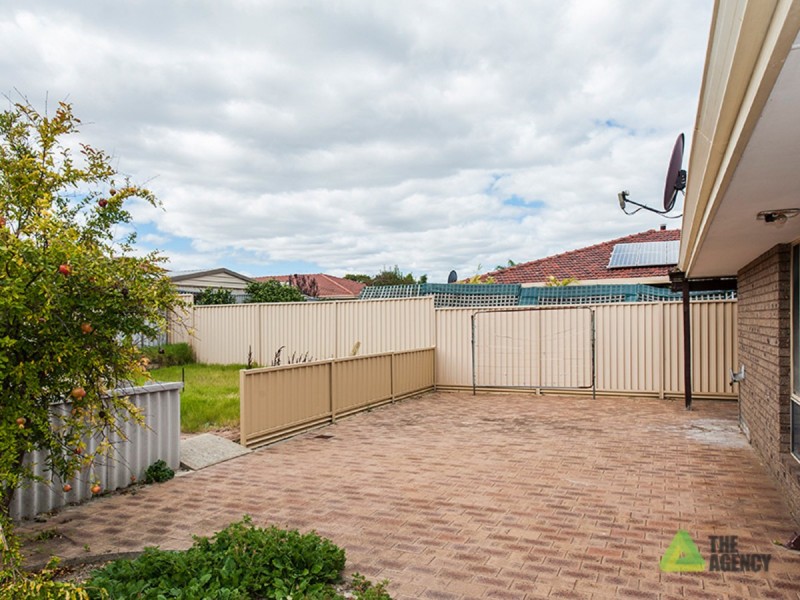51 Rosewood Crescent, Dianella WA 6059