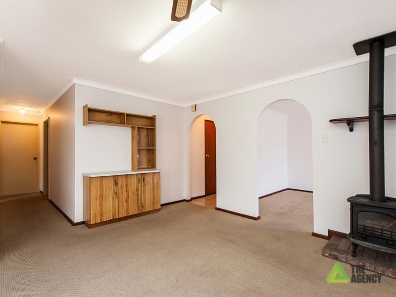 51 Rosewood Crescent, Dianella WA 6059