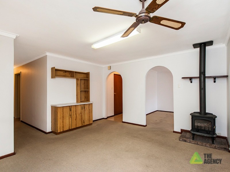 51 Rosewood Crescent, Dianella WA 6059