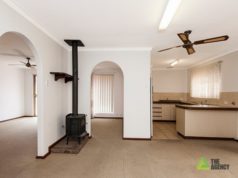 51 Rosewood Crescent, Dianella WA 6059