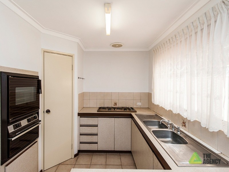 51 Rosewood Crescent, Dianella WA 6059