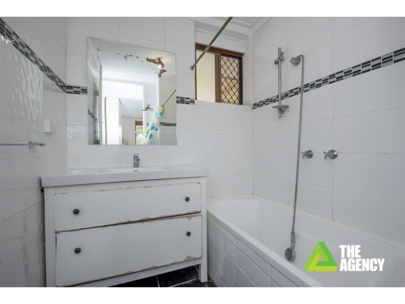 9 Argus Close, Craigie WA 6025