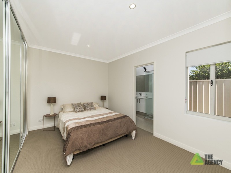 #20B & C Amberley Way, Westminster WA 6061