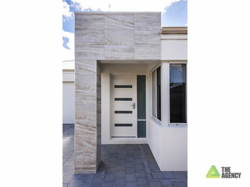 #20B & C Amberley Way, Westminster WA 6061