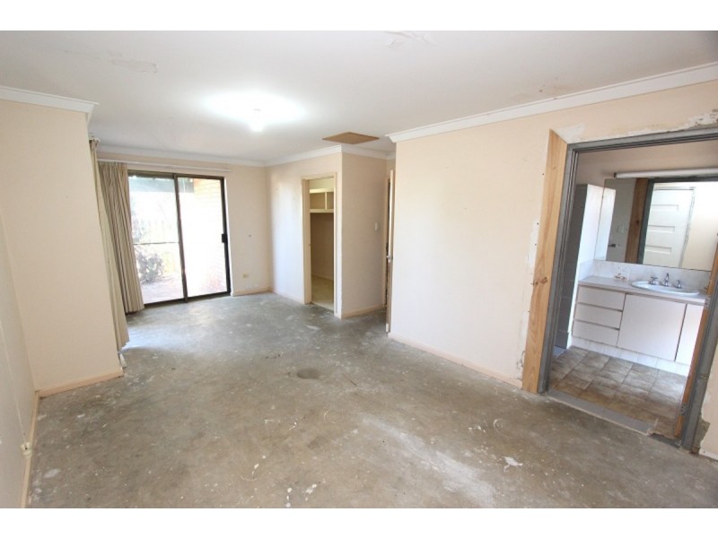 67 Glencoe Parade, Halls Head WA 6210