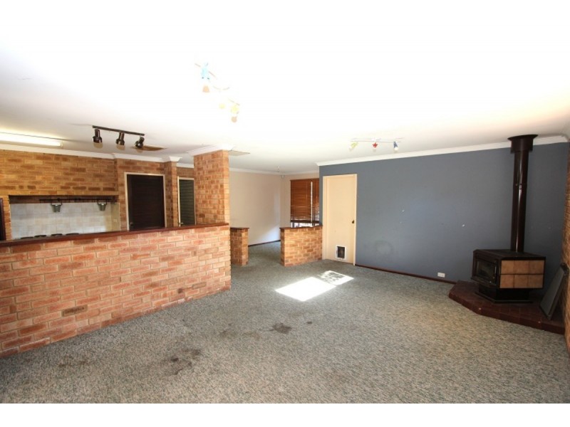 67 Glencoe Parade, Halls Head WA 6210