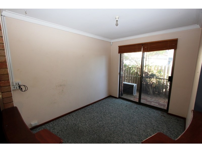 67 Glencoe Parade, Halls Head WA 6210