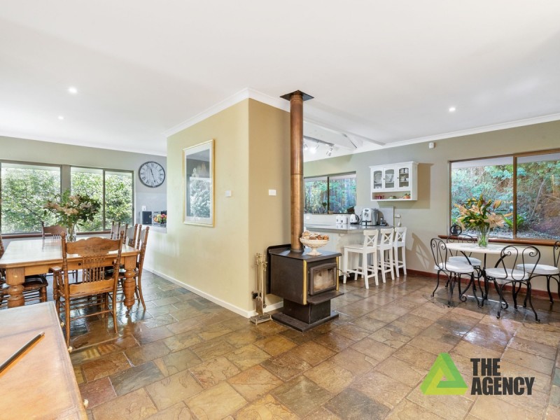1 Fischer Road, Darlington WA 6070