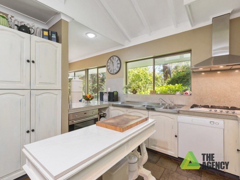 1 Fischer Road, Darlington WA 6070
