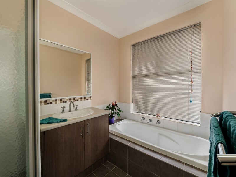 3 Karangi Circle, Byford WA 6122