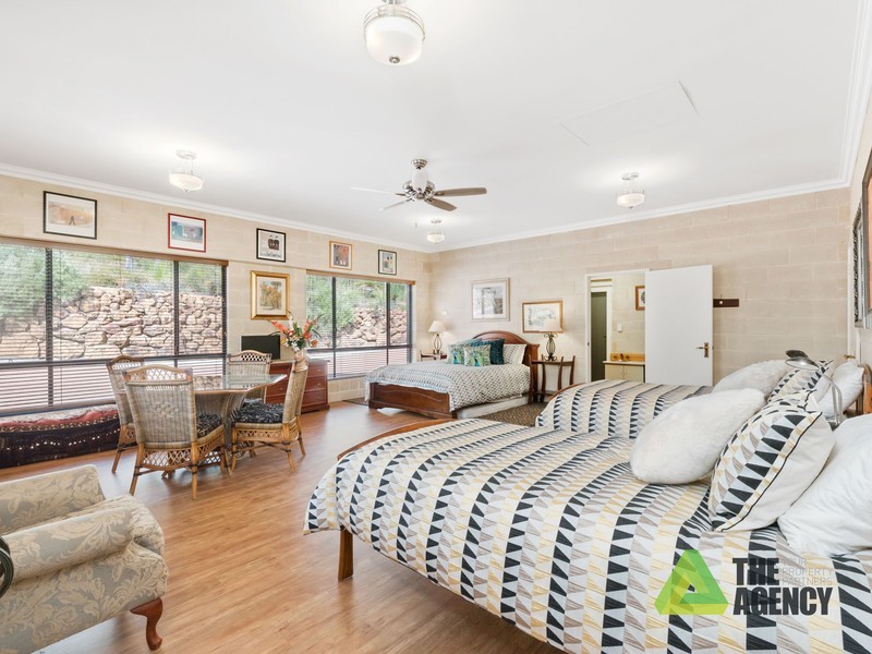 940 Bushlands Road, Hovea WA 6071