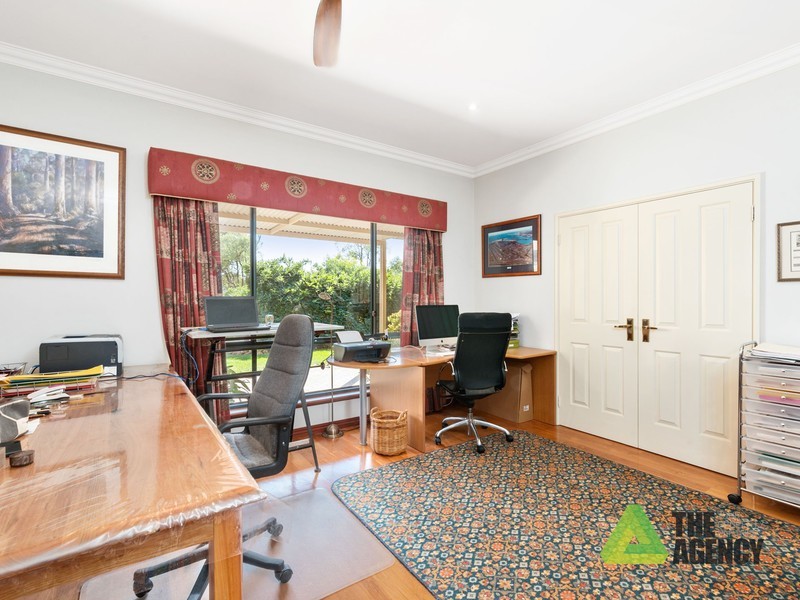 940 Bushlands Road, Hovea WA 6071