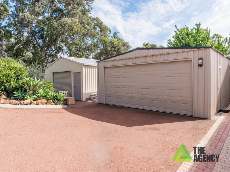940 Bushlands Road, Hovea WA 6071